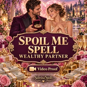 Może przedstawiać: Grafika promocyjna z tekstem SPOIL ME SPELL WEALTHY PARTNER oraz Video Proof, na tle stosów studolarowych banknotów, sztabek złota, różowych róż oraz pary z pudełkiem na biżuterię zawierającym diamentową bransoletkę.
