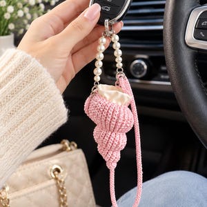 Häkelanleitung für einen Muschel-Schlüsselanhänger (PDF), spiralförmiger Muschel-Taschenanhänger, Ozean-Amigurumi (Digitaler Download)