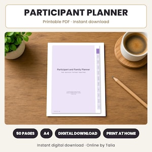Peut inclure: Un document Participant and Family Planner violet clair avec des sections à onglets sur le côté droit. Le texte de couverture indique Participant and Family Planner, Goals, Appointments, Plan Budget, Support Roster et Online by Talia.