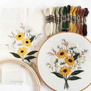 Wildflower Bouquet Modern Embroidery Kit, DIY embroidery, DIY home decor, hand embroidery kit, flower embroidery, floral embroidery pattern