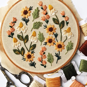 Embroidery Pattern. Summer Wildflowers Embroidery Pattern. Beginner Embroidery. PDF embroidery pattern. 6" hoop. Floral Embroidery pattern.