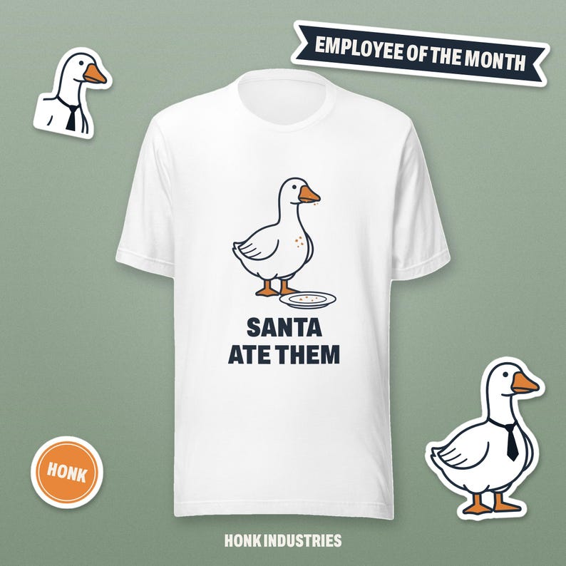 Santa Ate Them goose Christmas tee - front view