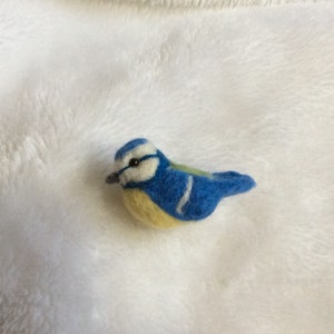 Needle felted Blue tit sculpture 2 wool ornament bird wildlife Art gift shelf Collectable miniature OOAK handmade image 3