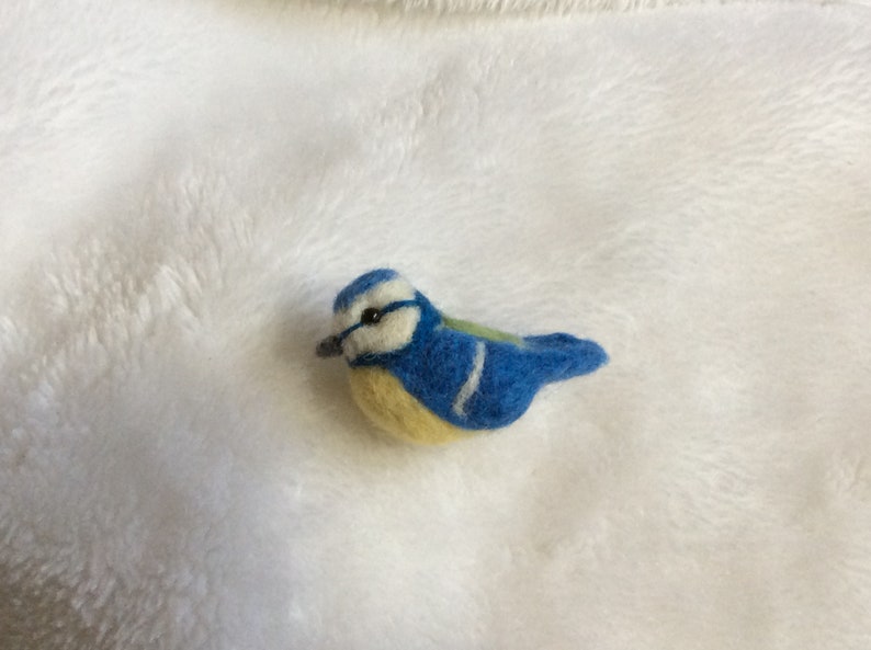 Needle felted Blue tit sculpture 2 wool ornament bird wildlife Art gift shelf Collectable miniature OOAK handmade image 3