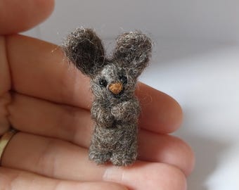 Needle felted Rabbit fibre art miniature felt artist bunny dollhouse doll toy BJD bear