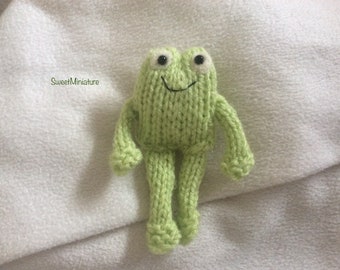 knitted happy FROG wool fibre Art Miniature comfort friend collectible BJD Dolls toy / pet