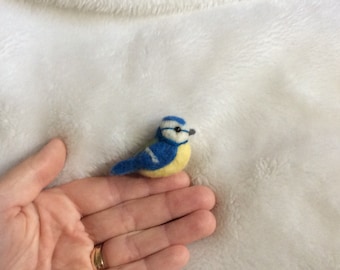 Needle felted Blue tit sculpture 2” wool ornament bird wildlife Art gift shelf Collectable miniature OOAK handmade