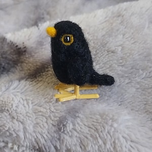 Needle felted blackbird bird miniature fibre art bird OOAK mini wool felt display