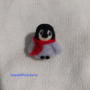 Mini Needle felted Baby Penguin miniature fibre art bird OOAK mini wool felt display Christmas gift