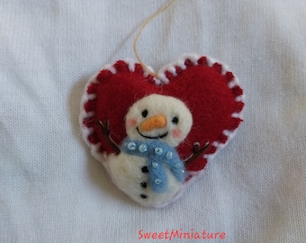 Felt Heart Christmas Snowman decoration ornament needlefelt picture fibre art miniature tree hanging