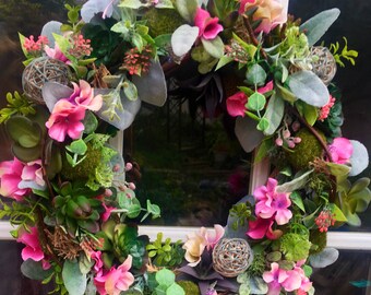 FREE SHIPPING—-SALE--Succulent and Hydrangea Wreath~Shades of Pink and Green-Faux Succulents