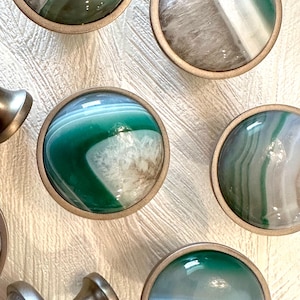 Decorative Knobs Waterslide Emerald Green Decor Druzy Stone Dresser Drawer Pull Beach House Bathroom Hardware Kitchen Cabinet Handle Coastal
