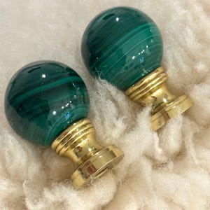 Malachite Lamp Finial Green Ball Lighting Accessory Gemstone Lamp Topper Custom Lamp Accent Old Money Interior Design Ideas Art Deco Decor image 6