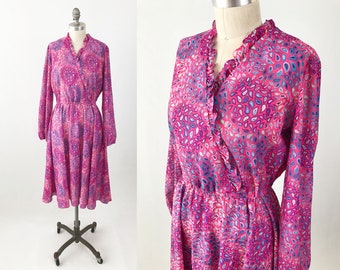 Vintage 70s 80s Paisley Dress - Pink Long Sleeve Fit and Flare Secretary Day Dress - Midi Skirt Dress by Ms Sugar - Size Medium M to Large