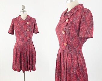 Vintage des années 50 en Jersey jour robe - bouton Nylon devant Shirtdress en rouge Bordeaux - Shelton poussette des années 60 s’adapter et Flare robe - petite taille