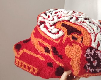 Handmade Tufted Brain Pillow – Warm Tones, Soft Wool, Sculptural Textile Art