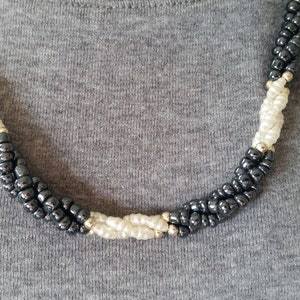 Gray and White Pearl Seed Bead Necklace 24-Inch image 3