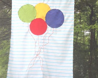 Birthday balloon flag  on 3' x 5' Cotton
