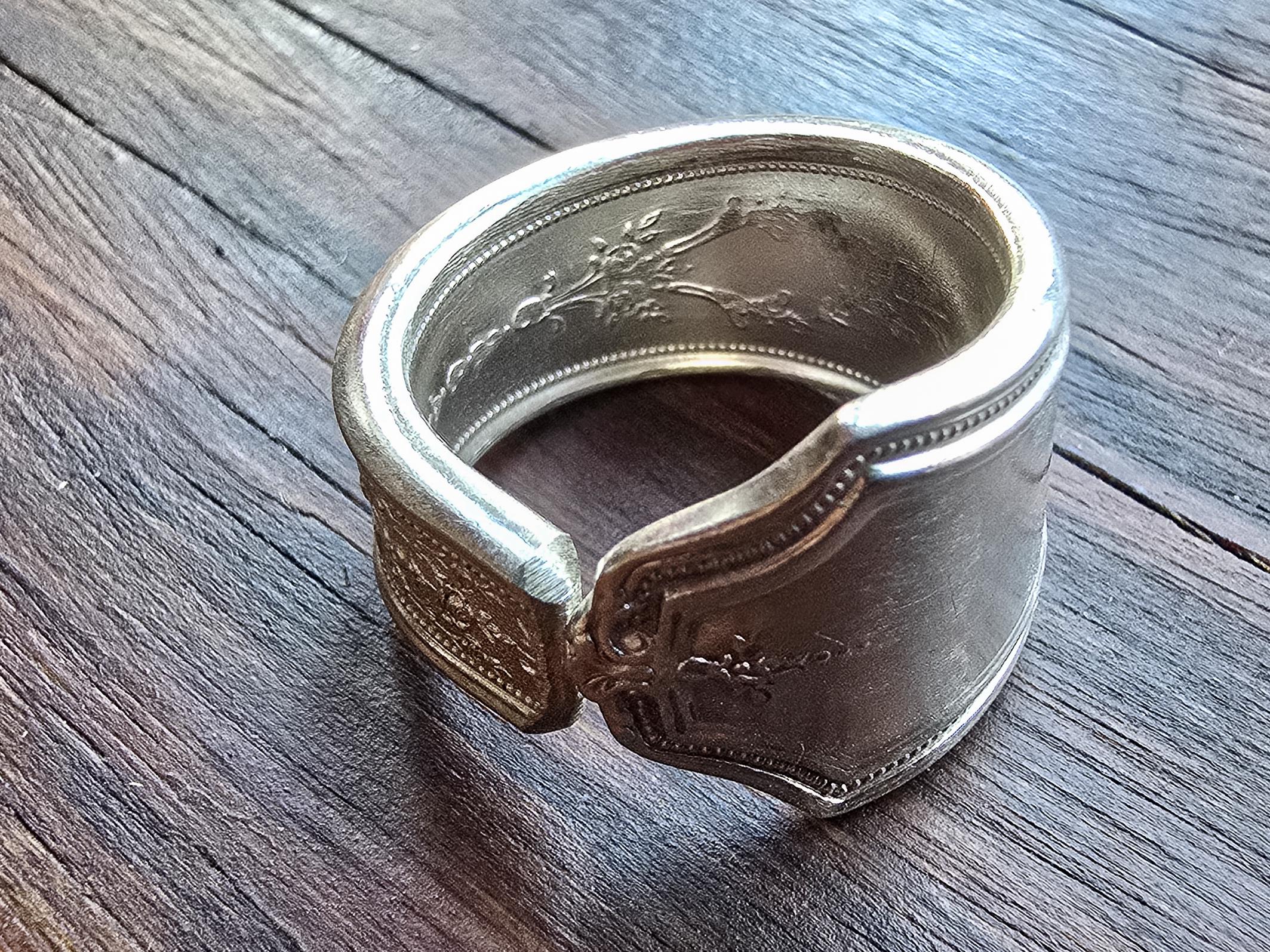 1847 Rogers Ring - Etsy