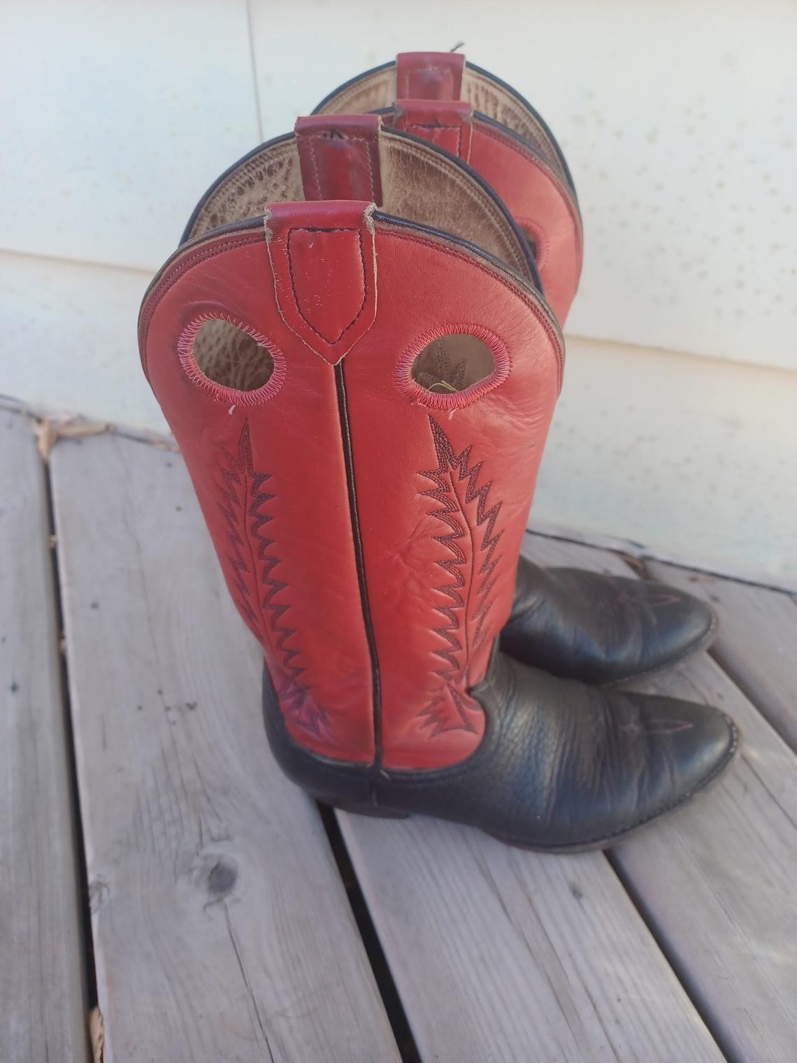 Red Tony Lama Leather Buckaroo Cowboy Boots. Very Good Used Condition Pre-Paid Tariff Men’s size 7.5, photo 2 of 5