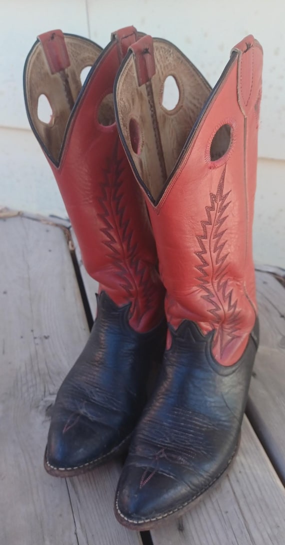 Red Tony Lama Leather Buckaroo Cowboy Boots. Very Good Used Condition Pre-Paid Tariff Men’s size 7.5