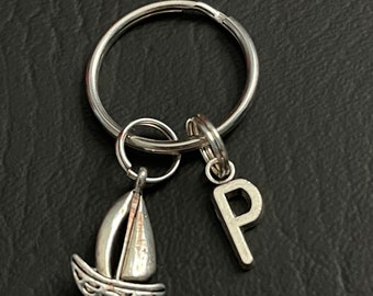 Boat keychain,personalized initials keychain,beach keychain,gift keychain