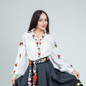 Embroidered Blouse Floral Blouse Vyshyvanka Mexican Blouse - Etsy