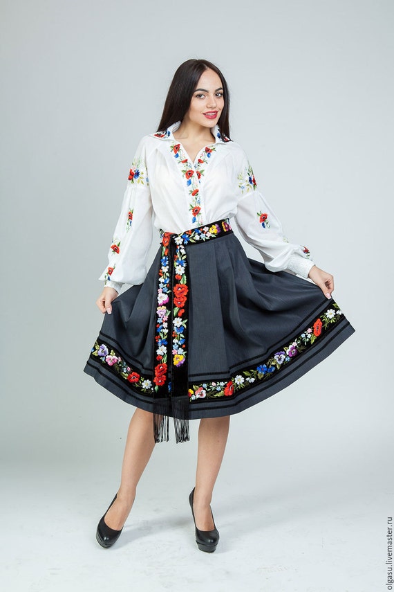 Embroidered skirt midi discount