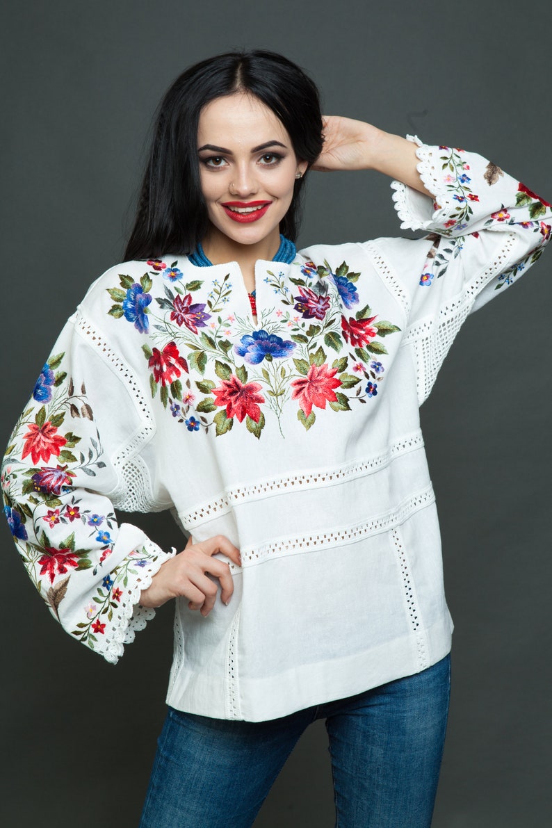 Embroidered blouse vyshyvanka mexican blouse white peasant | Etsy