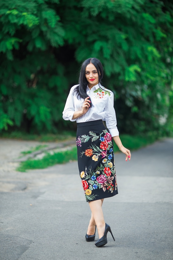 Black Pencil Skirt With Custom Floral Embroidery. High Waist Skirt. Mid Length Skirt. Evening Skirt. Hand Embroidered Skirt. Formal Skirt. Etsy