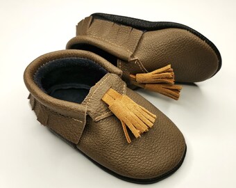 baby shoe string covers with bells