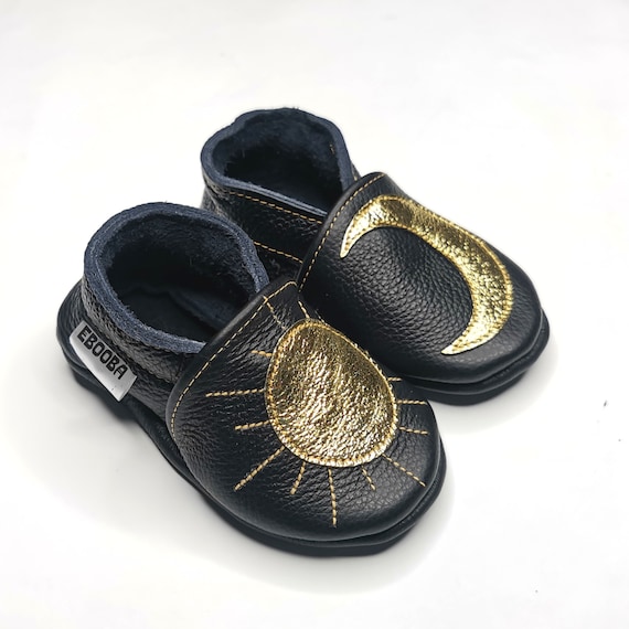 black and gold shoes boys