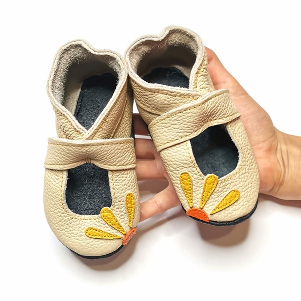 Sandals Baby Shoes, Soft Sole Baby Sandals, Crib Girl Sandals, First Shoes, Beige Sandals, Sandales bébé, Krabbelschuhe Sandalen, Ebooba, 1