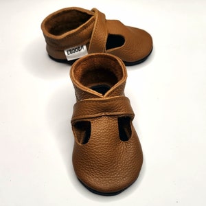 Los zapatos de bebe unicos suaves sandalias marrones 18-24m | Etsy México