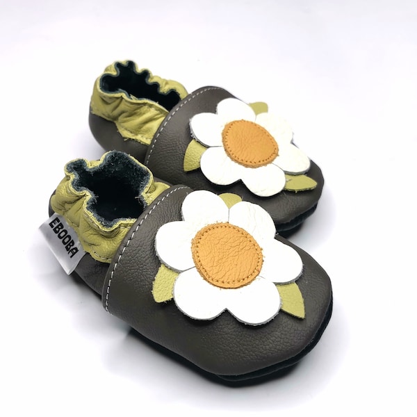 Daisy Flower Girls' Shoe, Gray Toddler Shoes, Leather Baby Shoes, Chamomile Girls' Shoes, Baby Slippers, Gray Moccasins, Toddler Moccasin, 8