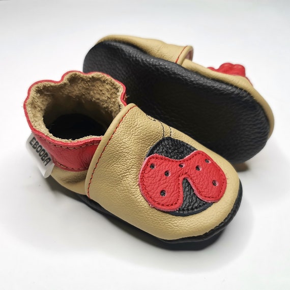 NEW Robeez butterfly leather soft sole shoes size 5-6 Years toddler 12