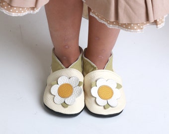 Daisy Flower Shoes, Leather Baby Slippers, Baby Girl Booties, Handmade White Shoes, Girls' Shoes, Сhamomile Shoes, White Booties, Ebooba, 4