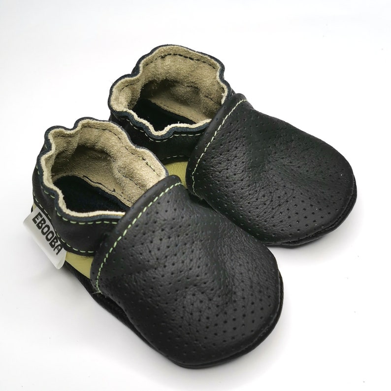 soft sole leather baby shoes/infant handmade brown beige moccasins/girl boy gift slippers/chaussons bebe Krabbelschuhe/ebooba Black