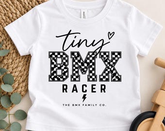 Maglietta per bambini Tiny BMX Racer, con design a scacchiera, modello Bella Canvas.