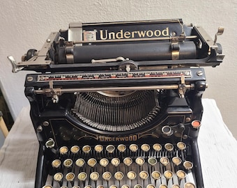 Antique 1923 Underwood Standard #5 Typewriter