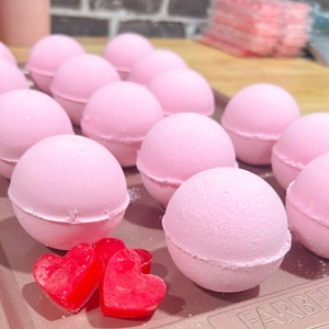 Secret Love Bath Bomb!