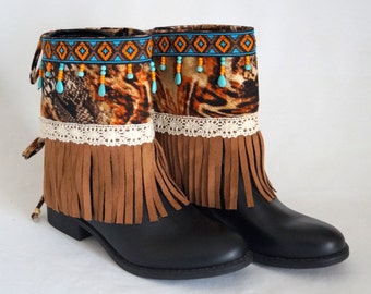 Native American fringe boot covers-Boho boot covers -Gypsy boot cuffs-70' clothing-Hippie boot cuffs-Boot socks-Ethnic boot cuffs