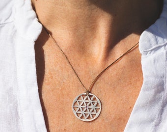 Sterling Silver Mandala Pendant Necklace, Seed Of Life Necklace, Sacred Geometry Jewelry, Geometric Jewelry, Dainty Necklace, Gifts For Mom