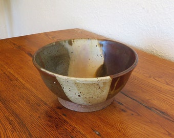 Vintage Stoneware Studio Art Pottery Bowl Wheel Thrown Artist Signed