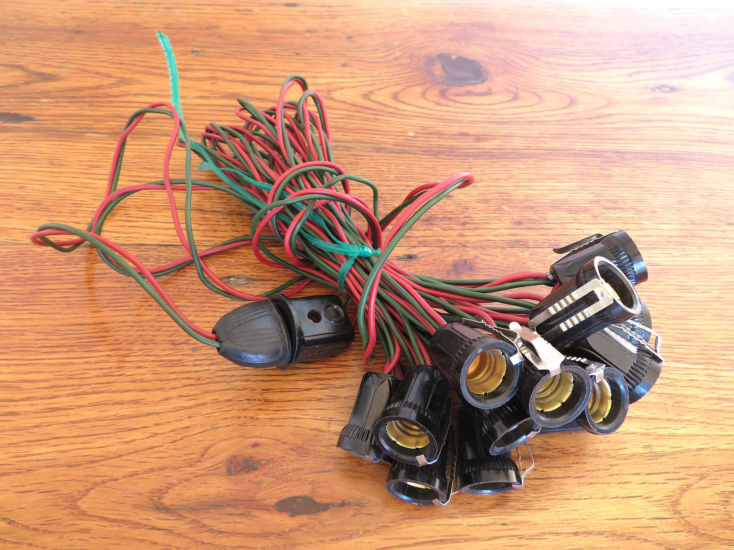 Vintage Christmas Light String C7 Bakelite Sockets Twisted ...