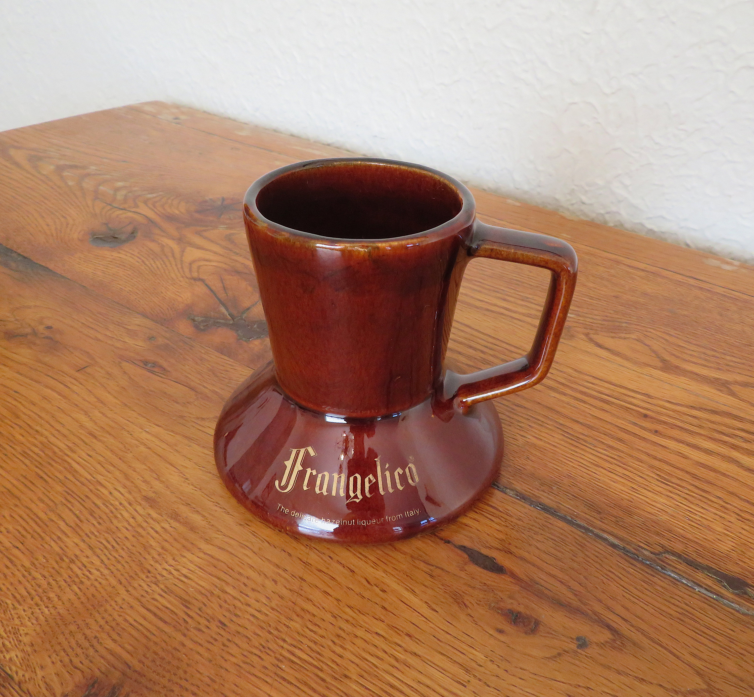 SET OF 2 Vintage Wide Bottom Coffee Mug No Spill Brown & Cream