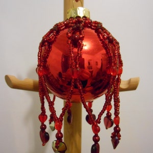 Gorgeous Deep Red Handmade Beaded Swarovski Crystal Hearts Victorian Decoration Bauble (#5)