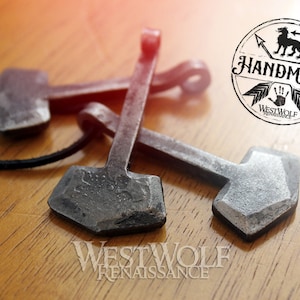 Simple Thor&#39;s Hammer Pendant - Made of Hand-Forged Steel --- Norse/Odin/Mjolnir/North/Medieval/Blacksmith/Necklace