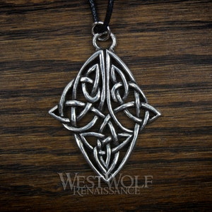 Celtic Diamond Knot Pendant Viking/Norse/Medieval/Knotted/Knotwork image 3