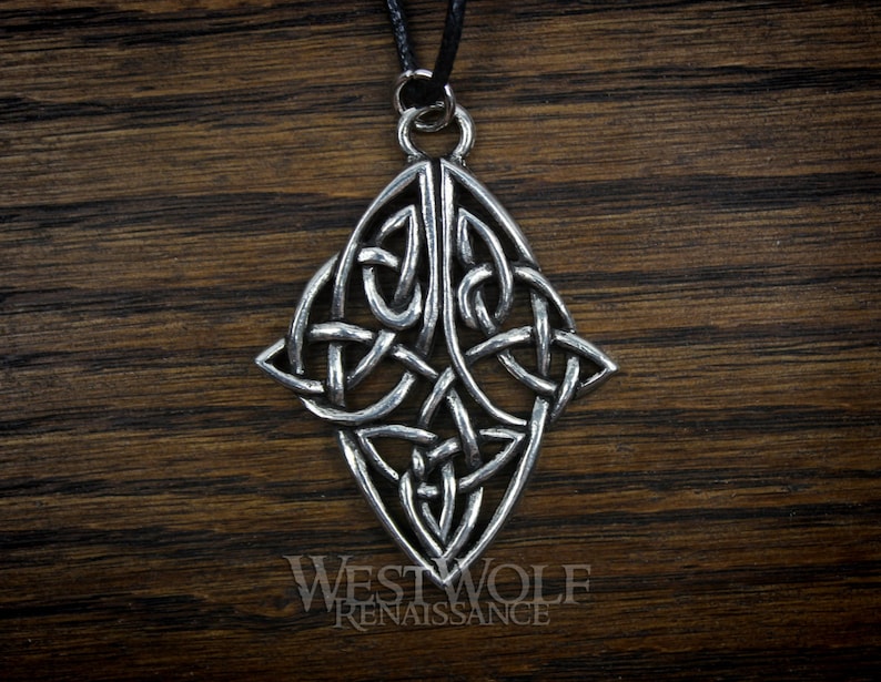 Celtic Diamond Knot Pendant Viking/Norse/Medieval/Knotted/Knotwork image 3